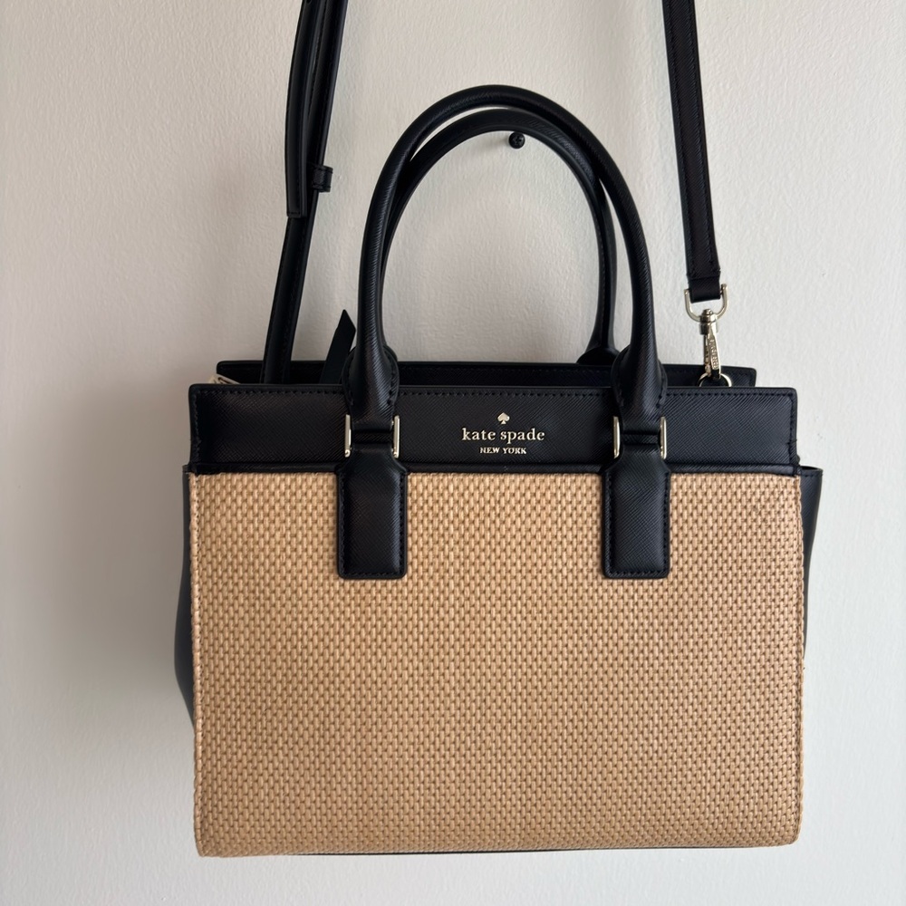 Kate Spade Cameron KC787 Satchel – Straw & Black Saffiano Leather, Gold Hardware